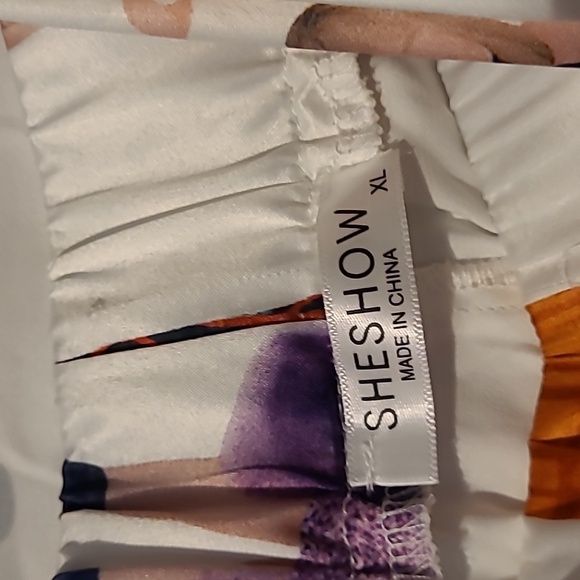 Taylor Swift SheShow Satin Pajama Set Wmn XL Lover Era White Colorful Sleepwear - Picture 7 of 14
